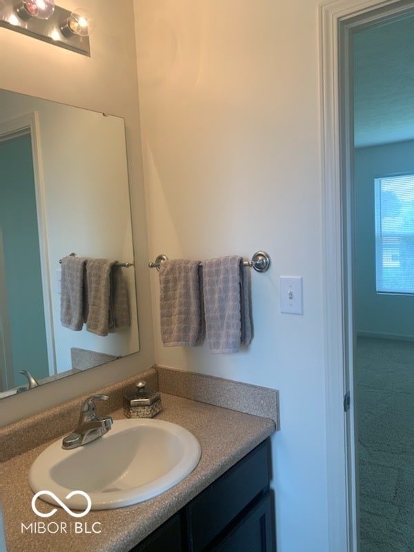 Building Photo - 2014 Falcon Ct