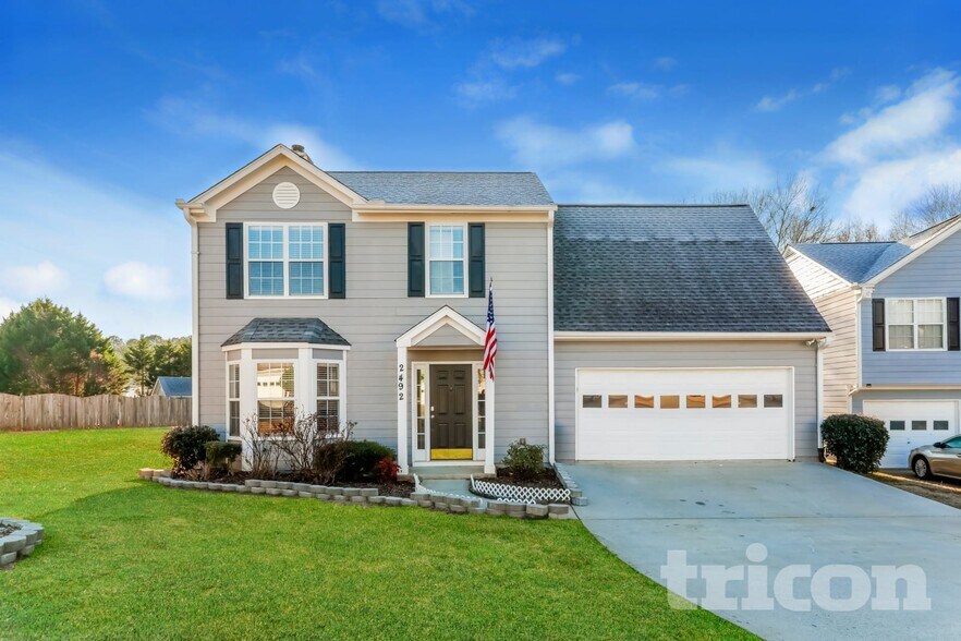 Primary Photo - 2492 Feathertree Ln