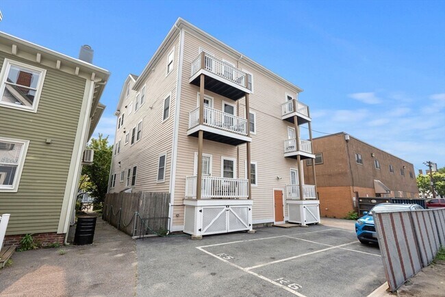 Building Photo - 2277 Massachusetts Ave