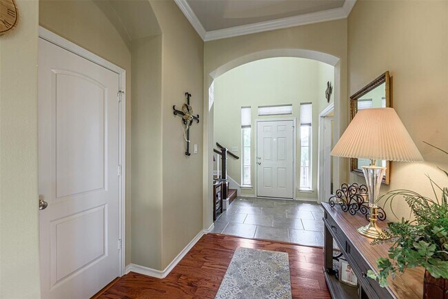 Building Photo - 16930 Makanda Dr