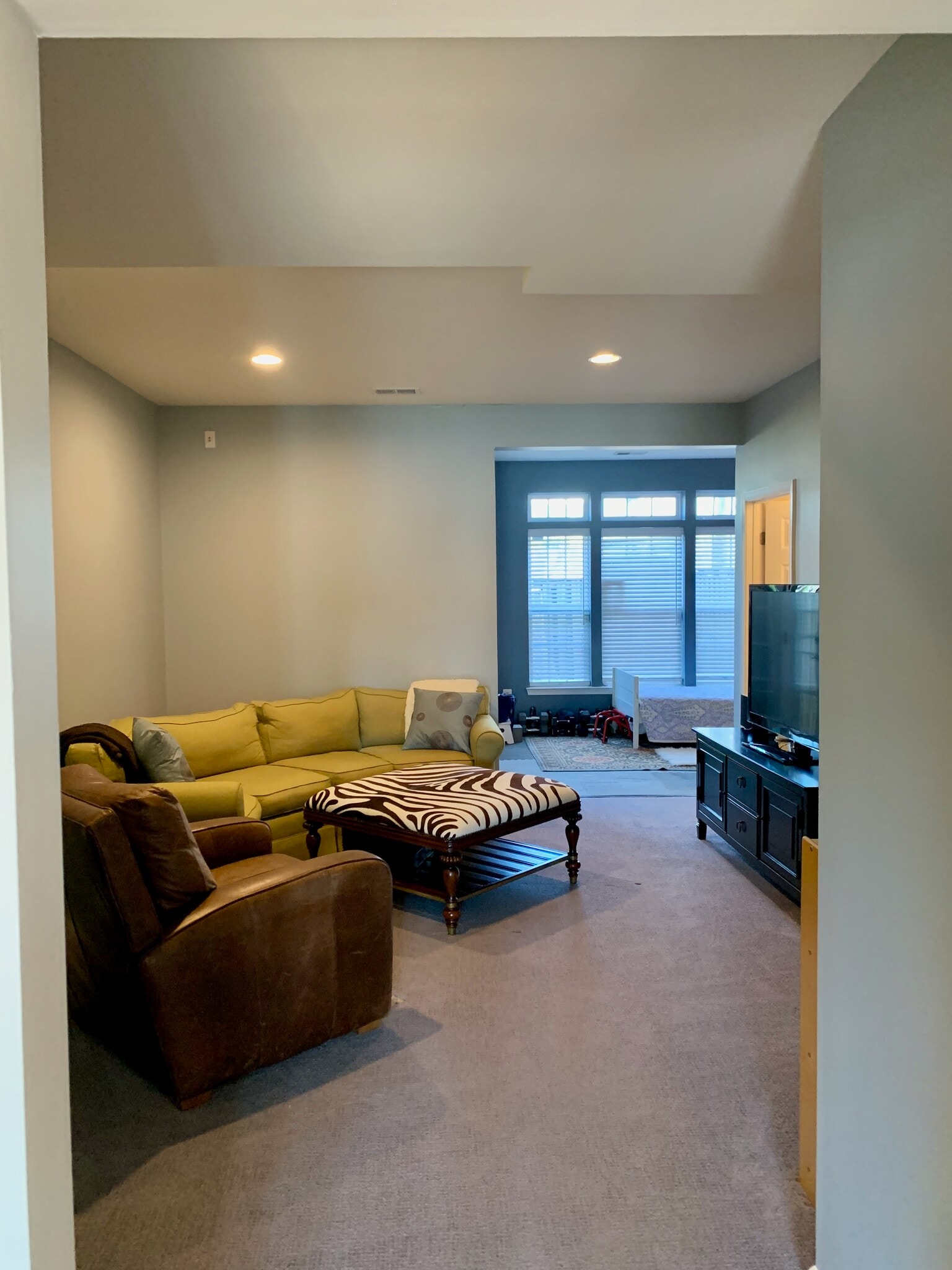 Finished basement - 811 Rainier Rd