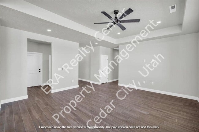 Building Photo - 4997 N 75 E