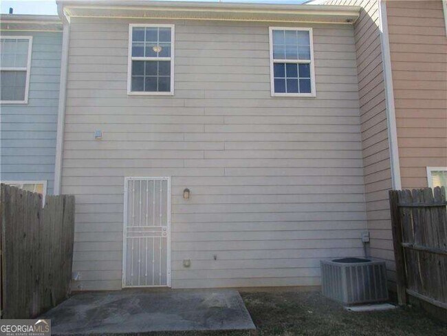 Building Photo - 2736 Halligan Point