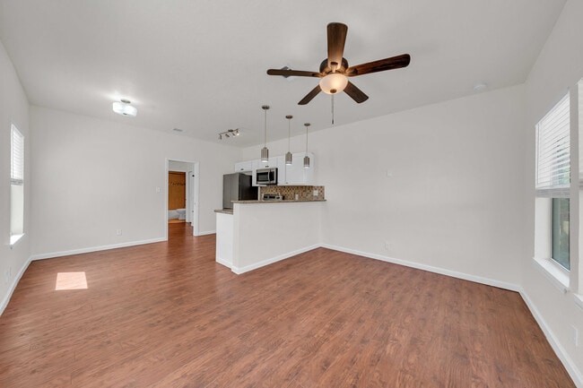 Primary Photo - 312 Arlington Ct