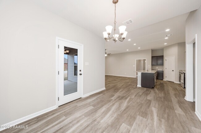 Building Photo - 223 Stanwell Ave