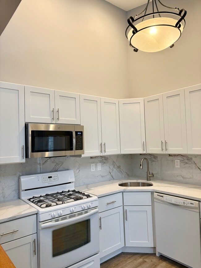 Building Photo - 497 Witney Ct