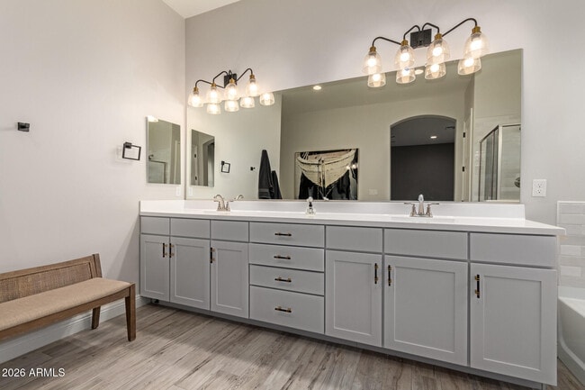 Building Photo - 267 W Amherst St