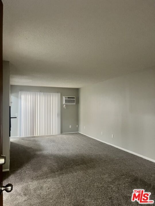 Building Photo - 10540 Balboa Blvd