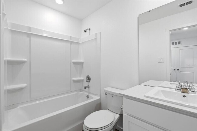 Building Photo - 1225 Orion St