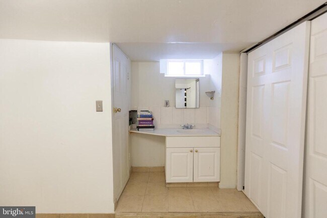 Building Photo - 808 Gaul St