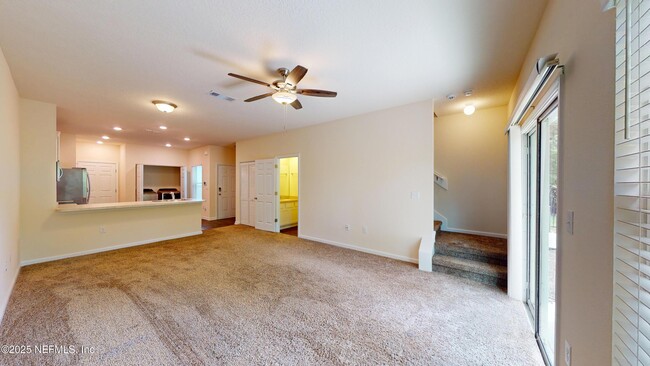 Building Photo - 93 Scotch Pebble Dr