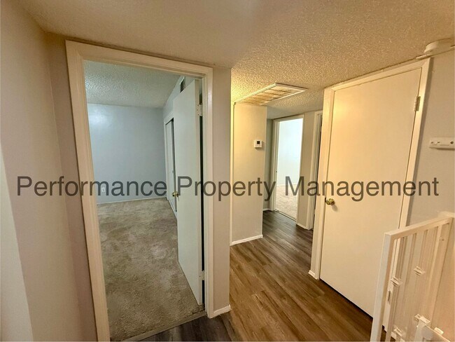 Building Photo - Cute 2 Story Condo in SW Bakersfield w/ Pool, RBP & $0 Deposit Option