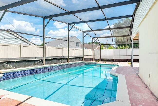 Building Photo - 2505 Kingston Ct