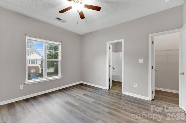 Building Photo - 6349 Mallard View Ln