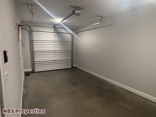 Building Photo - 4867 Ancient Glacier Ln