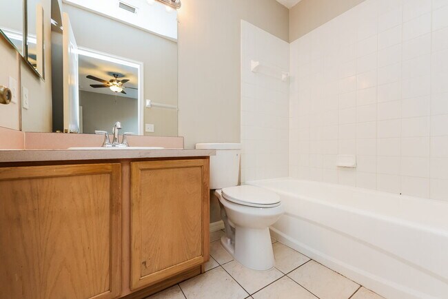 Building Photo - 7742 Bristol Park Dr