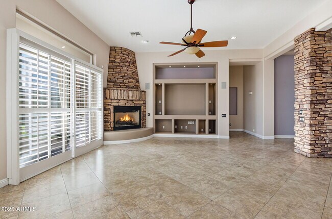 Building Photo - 25914 N 49th Ln