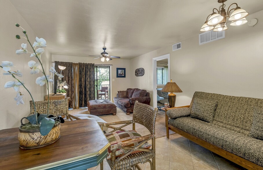 Primary Photo - 3200 S Litzler Dr