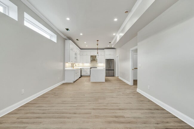 Building Photo - 265 Trunk St NE