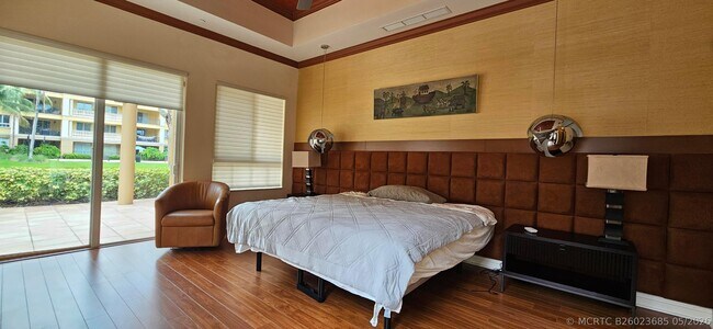 Building Photo - 16117 Emerald Estates Dr