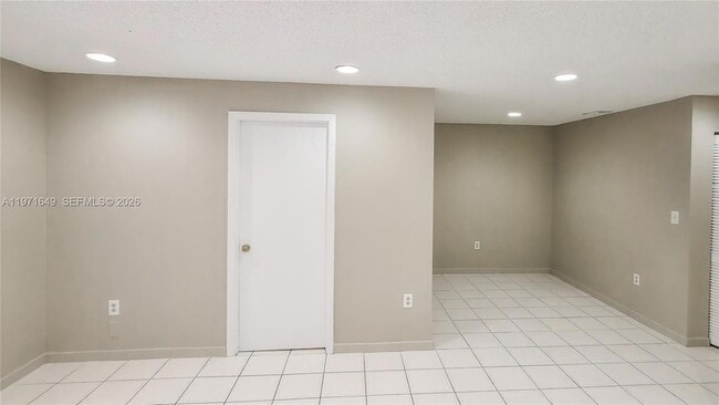 Building Photo - 8480 SW 154th Cir Ct