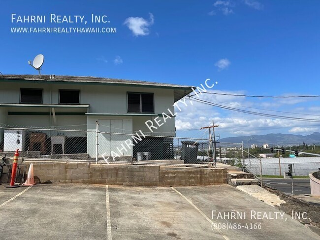 Building Photo - 2 Bedroom Duplex Home in Aliumanu.