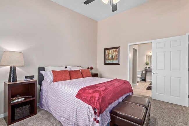 Building Photo - 10136 E Southern Ave