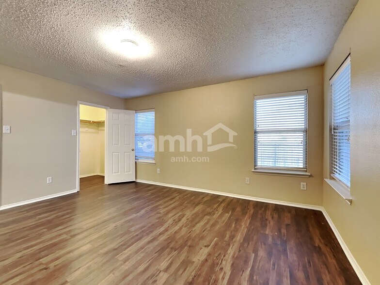Building Photo - 3415 Bryce Cyn