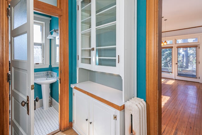 Building Photo - 54 Hodge Rd