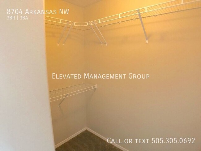 Building Photo - 8704 Arkansas Rd NW