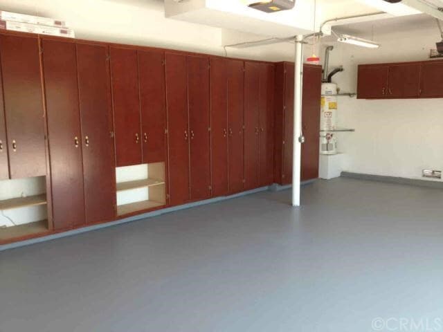 3 Car Garage - 1250 S Neveen Ln