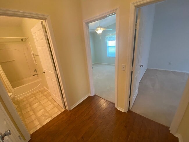 Building Photo - Lovely and Spacious Unfurnished, 2 + 2 Pat...