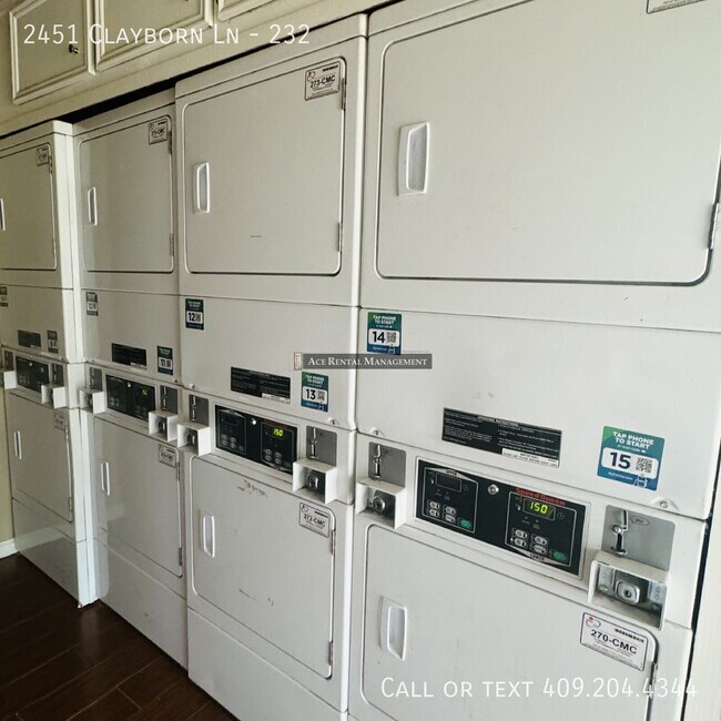 Building Photo - 2451 Clayborn