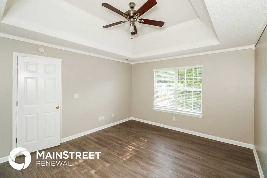 Building Photo - 7550 Sugarcreek Dr