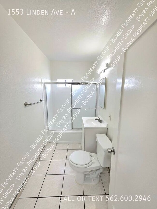 Building Photo - 1553 Linden Ave