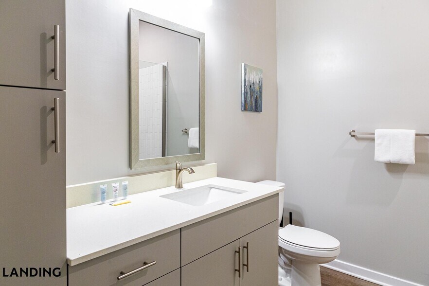 Building Photo - 4902 Cosmos Cir