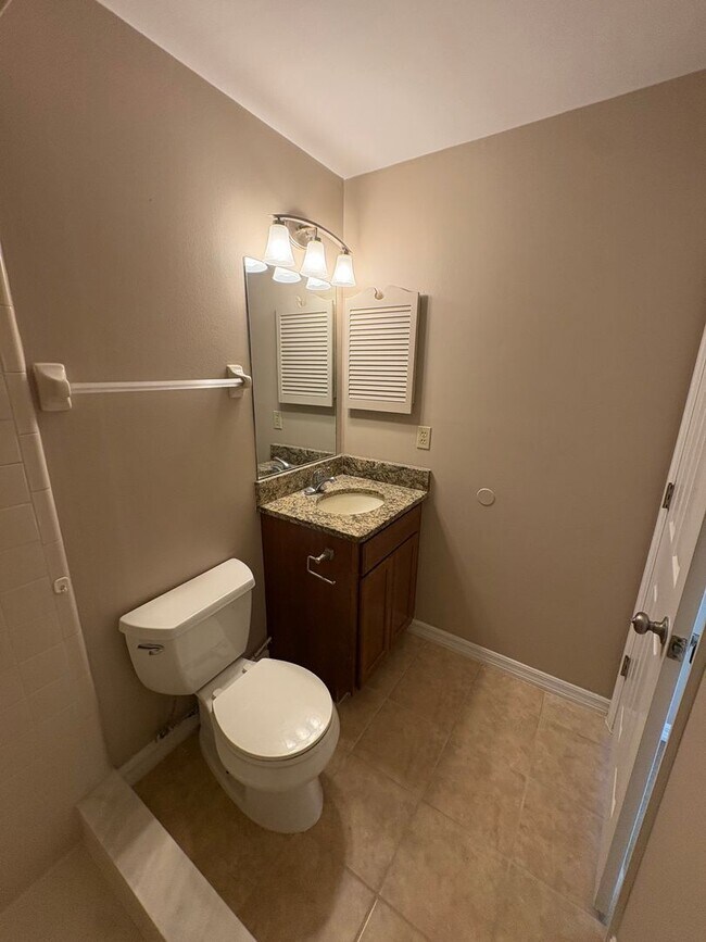 Building Photo - 316/318 Simpson St Duplex