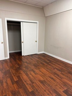 Building Photo - 906 S Oakwood Ave