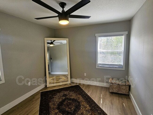 Building Photo - 8711 N Wick Pl