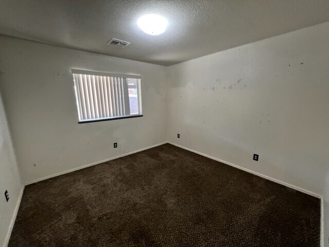 Building Photo - 2524 S Ridge Ave