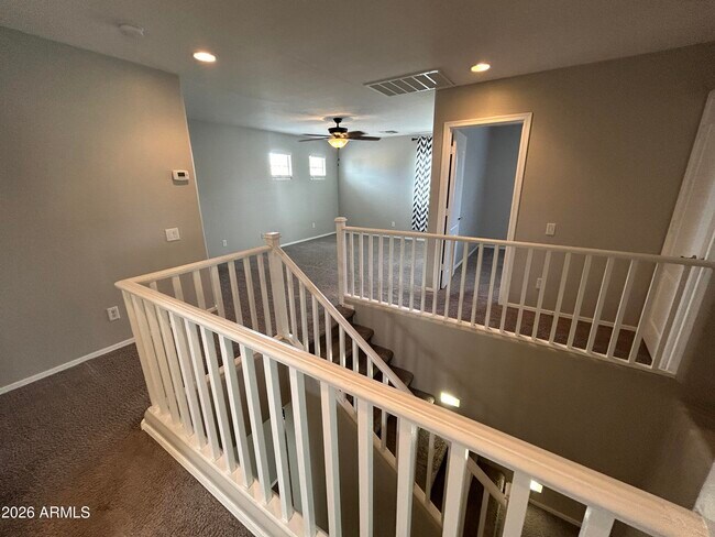Building Photo - 17315 W Tara Ln