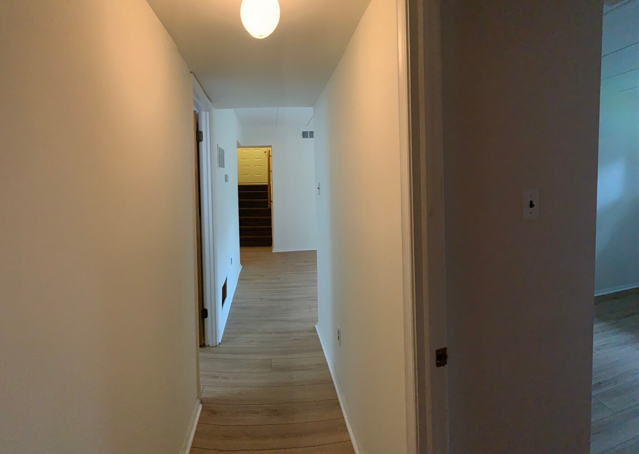 Building Photo - 6 Aspen Way