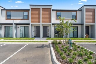 Building Photo - 8779 Zen Dr