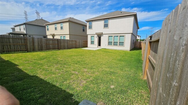 Building Photo - 6418 Kentfield Dr