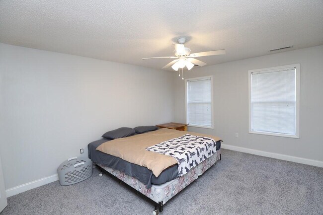 Building Photo - 3245 Arborwood Dr