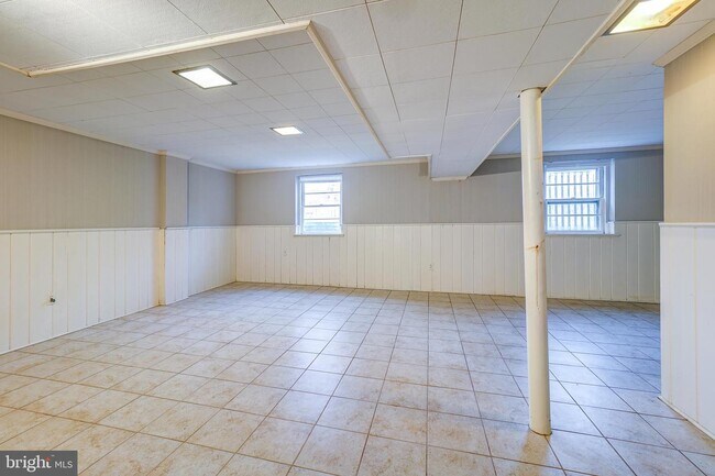 Building Photo - 2809 Pierpont St