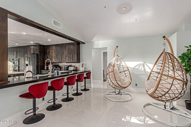 Building Photo - 12528 N 78th St