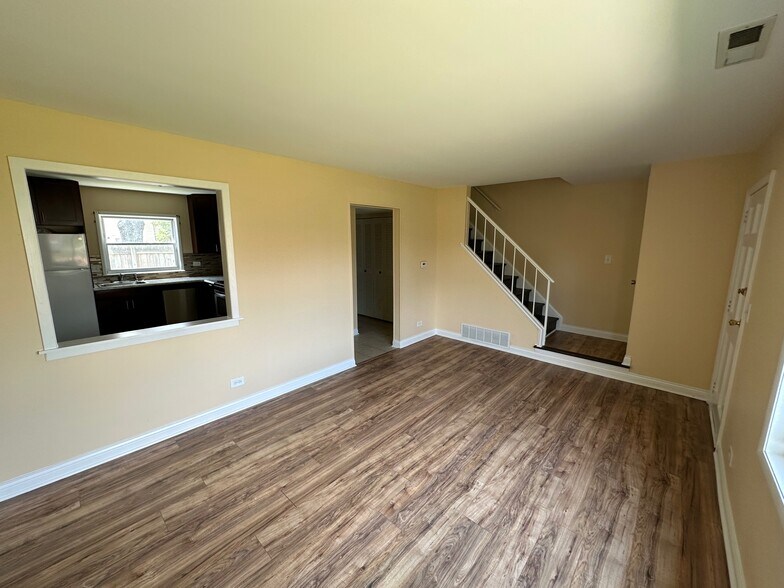 Building Photo - 1506 McKool Ave