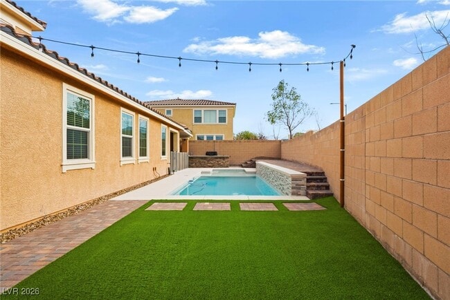 Building Photo - 2198 Trivero St