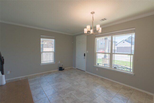 Building Photo - 404 Kaden Prince Dr